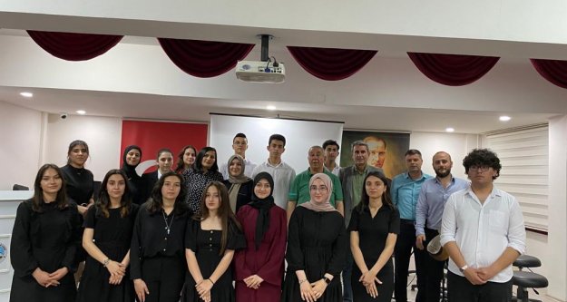 IĞDIR 125. YIL ANADOLU LİSESİNDEN HAR-I BÜLBÜL” ADLI ŞİİR DİNLETİSİ