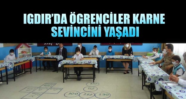 Iğdır'da öğrenciler karne sevincini yaşadı