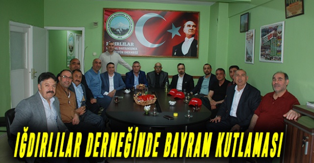 Iğdırlılar derneğinde bayram kutlaması