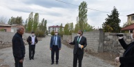GÖNEN’DEN,EMEKLİ ÖĞRETMENE MASKE