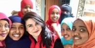 Somalili öğrenciler Dünya kadınlar gününü kutladı