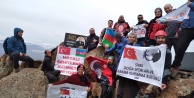 Türk ve Azerbaycanlı dağcılar şehitler için tırmandı