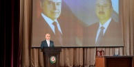 VASIF TALİPOV, ÜNİVERİSTEYİ YÜKSEK PUANLA KAZANANLARI ÖDÜLLENDİRDİ